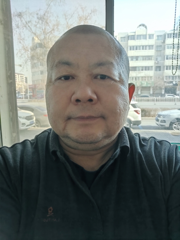 穆萨的第一张照片--银川中老年相亲网